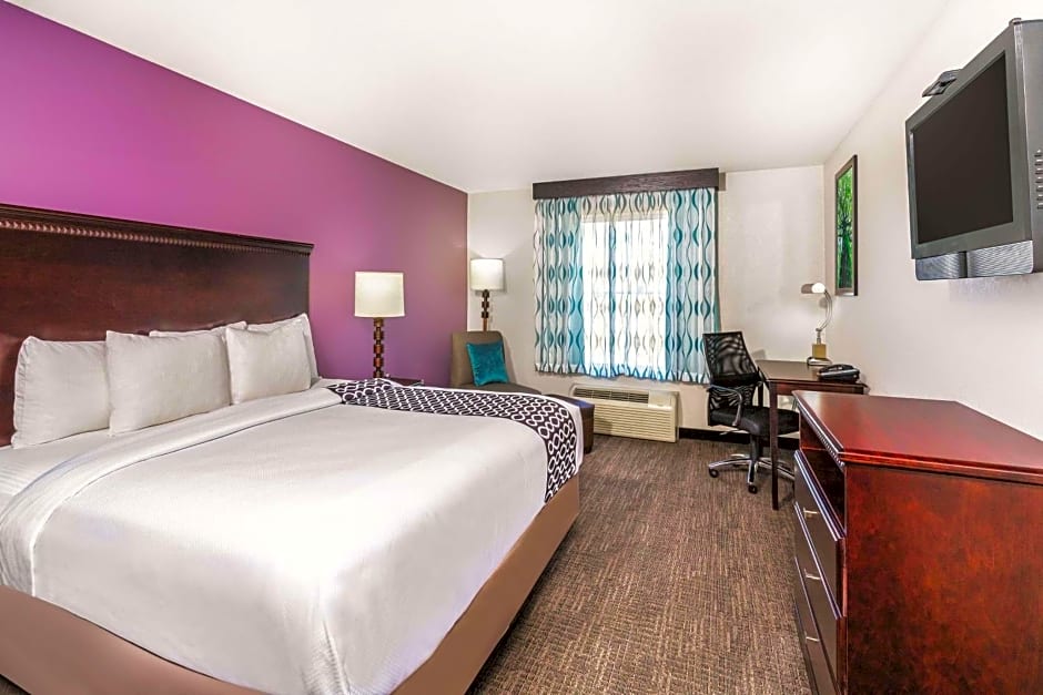 La Quinta Inn & Suites by Wyndham Rome