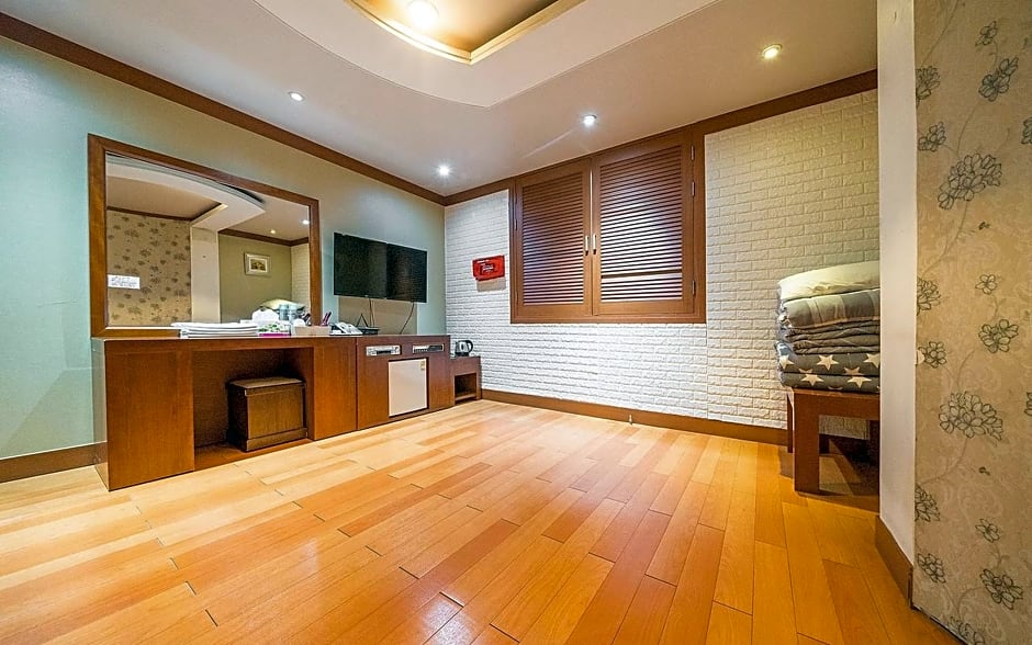 Taebaek Tourist Hotel (Sorano)