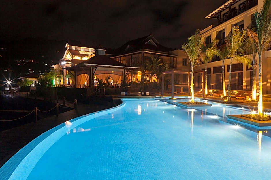 Eden Bleu Hotel