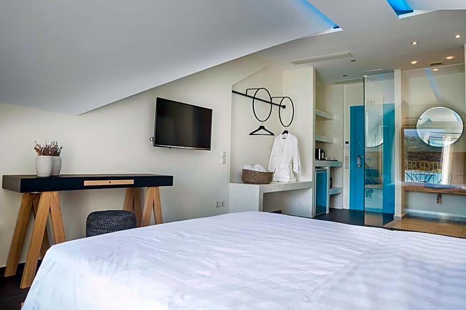 Argostoli Marina Suites