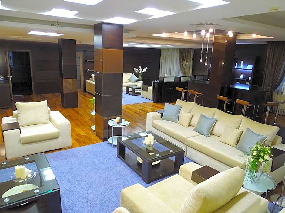 Photo 1 of 4 of Presidential Suite - Non-Smoking