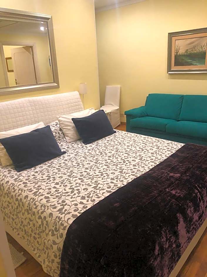 Apartments Aurora – Rome