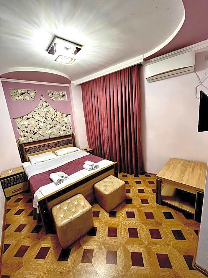 Georgian Palace Hotel