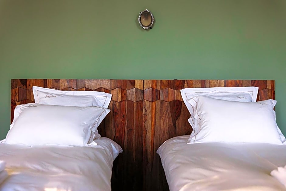 Château de Neyran chambre d'hôtes & Spa