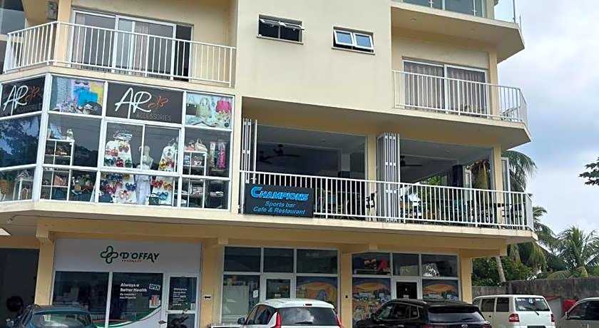 Le Chateau Bleu Hotel