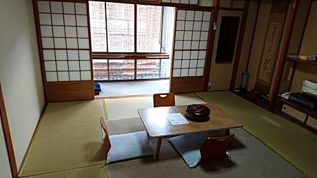 Triple Room with Shared Bathroom