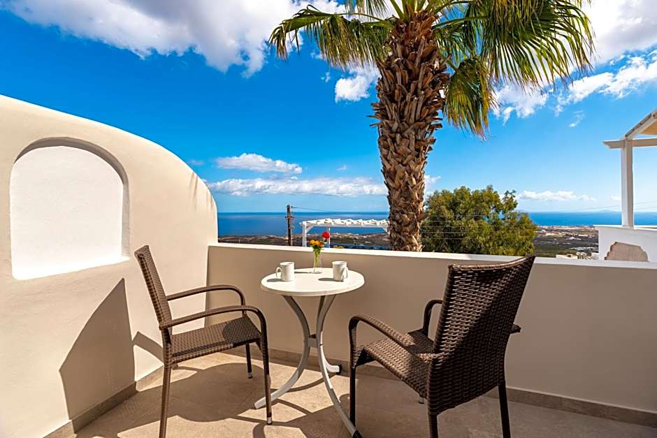 Hotel Thira