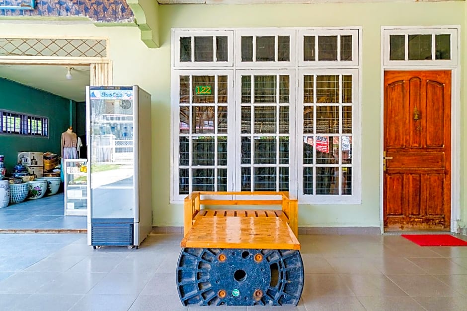 OYO Life 2745 Nabeza House