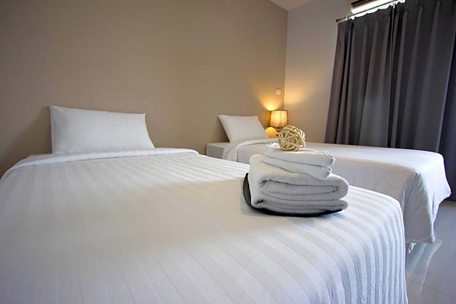 Prime Time Hotel Bang Saen