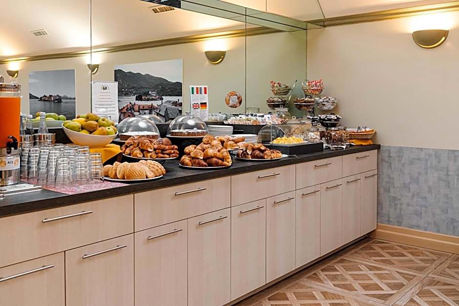 Crystal Hotel Varese