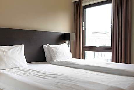 Standard Family Four