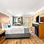 Travelodge by Wyndham San Clemente Beach