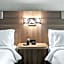 Holiday Inn Express Hotel & Suites Santa Cruz By IHG