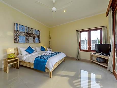 5 Bed room Villa