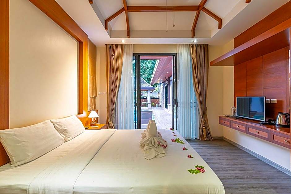 Phuket Meet Holiday Hotel