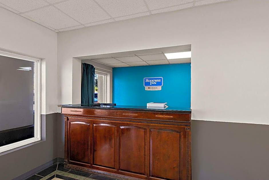 Rodeway Inn Commerce