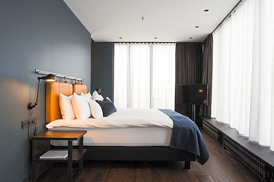 Exeter Hotel
