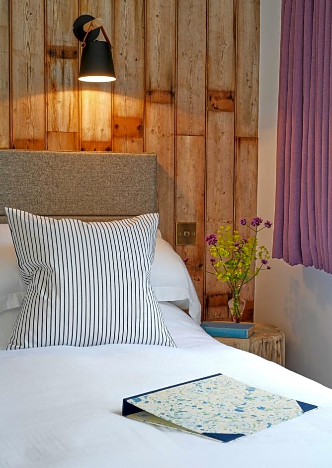 Bird & Carter Fonthill