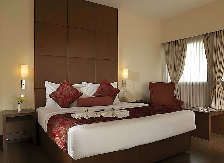 Express Towers Hotel