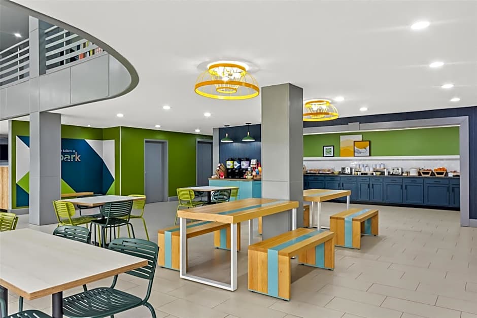 Spark by Hilton Lexington Hamburg