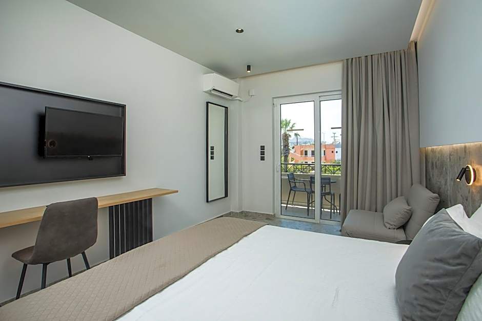 Dias Studios & Suites