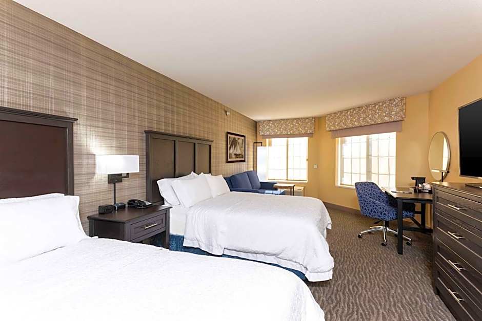 Hampton Inn By Hilton Holland