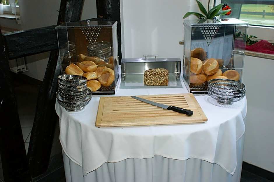 Hotel Rühen, 24 Stunden Check in, Küche, kostenfreie Parkplätze