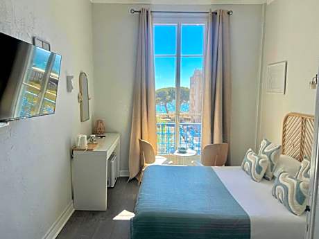 Classic Room with Sea View