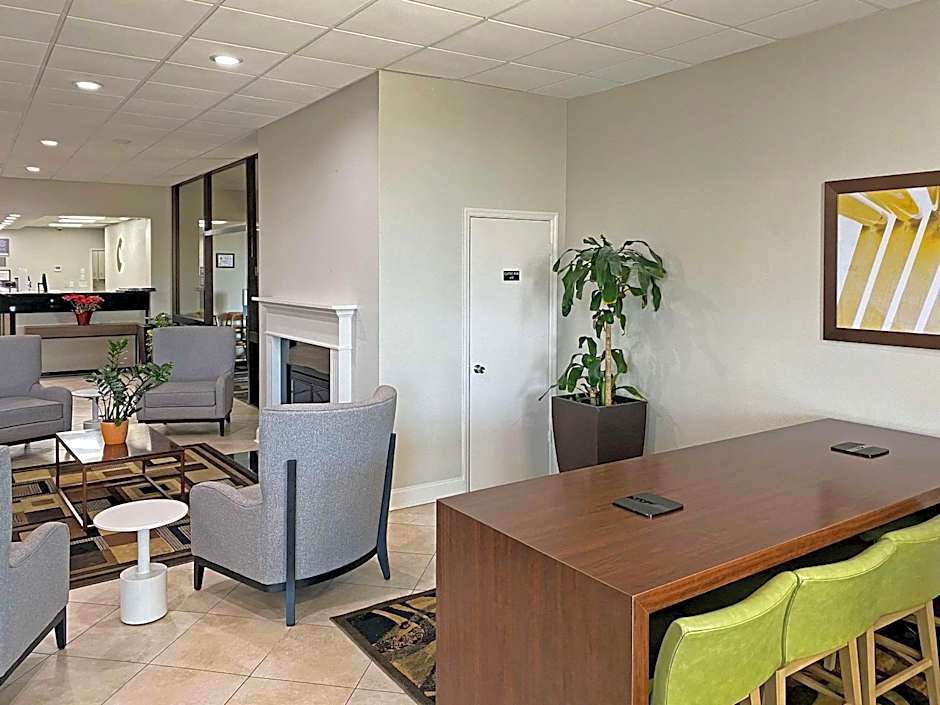 Comfort Inn Conover - Hickory