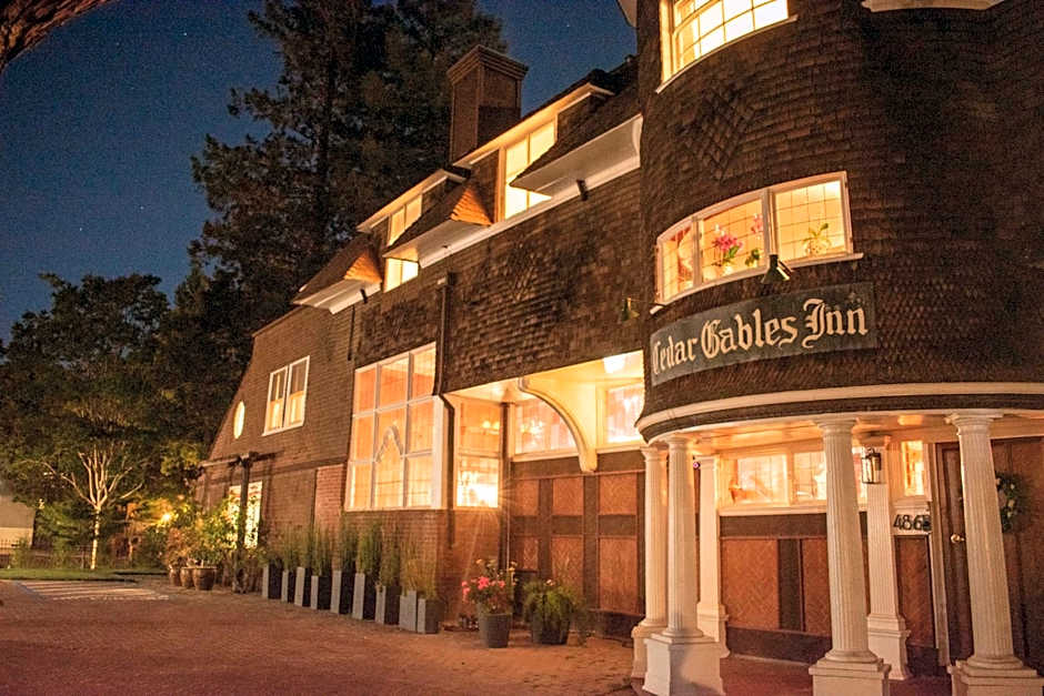 Cedar Gables Inn