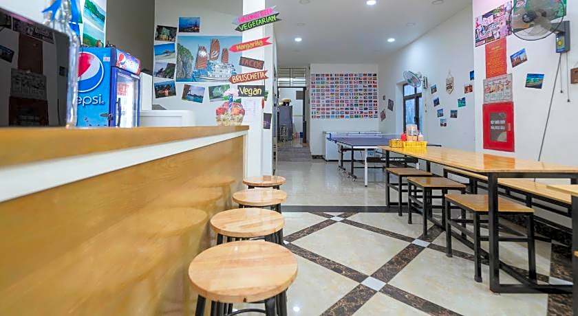 Ha Long Bay Fancy Hostel – Halong