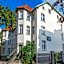 Riviera Residence Apartments