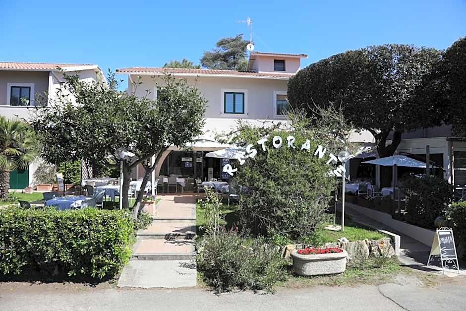 HOTEL VULCI