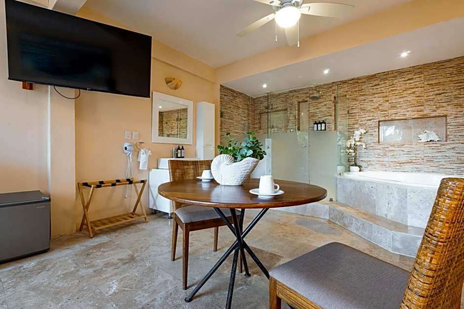 Rojo Manglar Acapulco