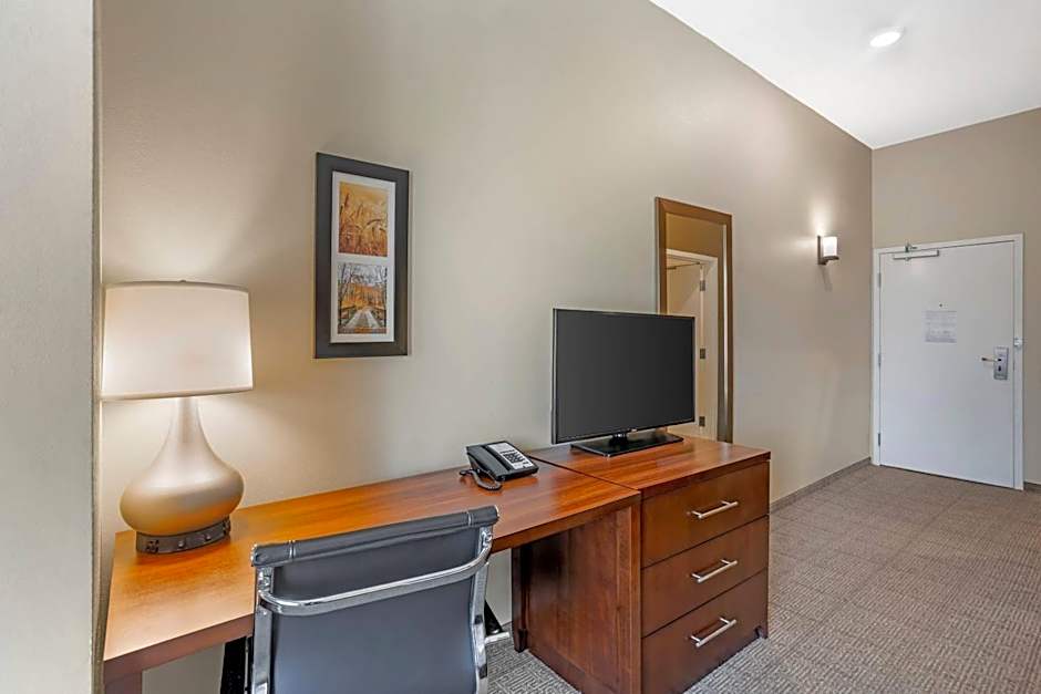 Comfort Inn & Suites Gap Amish Country