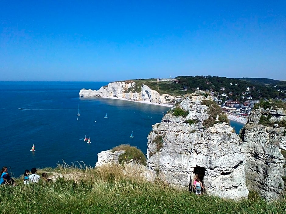 La Cabane de Cécile-la Hutte
