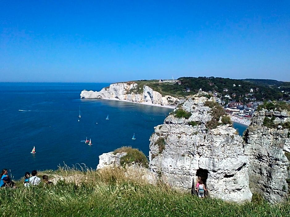 La Cabane de Cécile-la Hutte