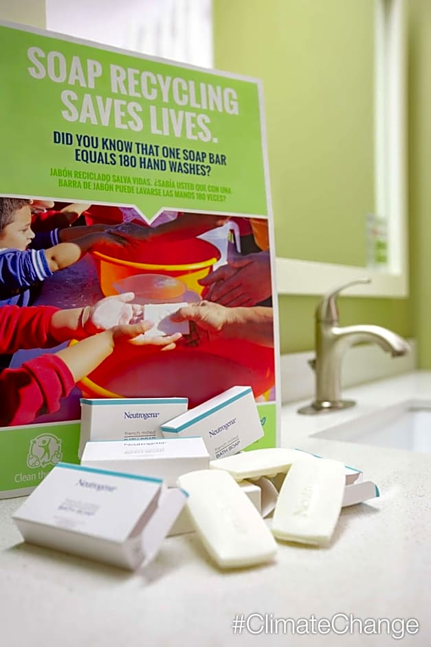 Home2 Suites by Hilton Woodbridge Potomac Mills