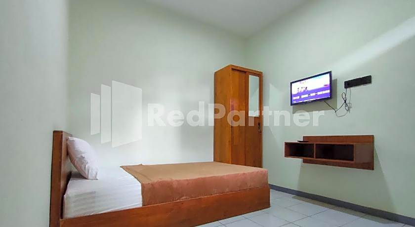 Saijaan Guesthouse UNEJ RedPartner