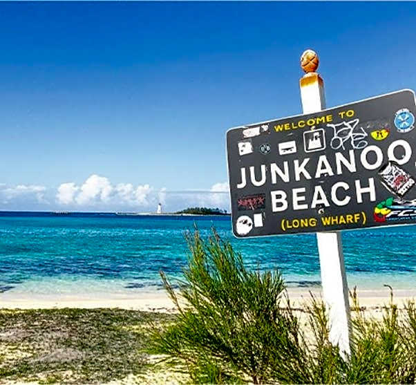 Colony Club Inn & Suites