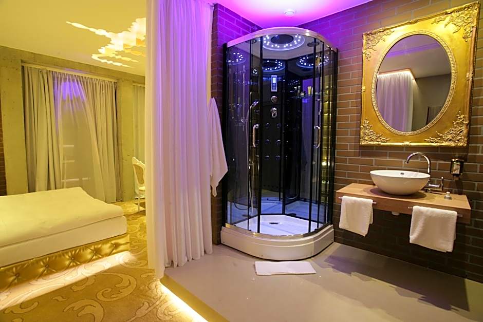 Hotel Ramka & Restaurant & Wine Bar