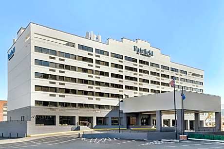 Fairfield by Marriott Inn & Suites Charleston Downtown