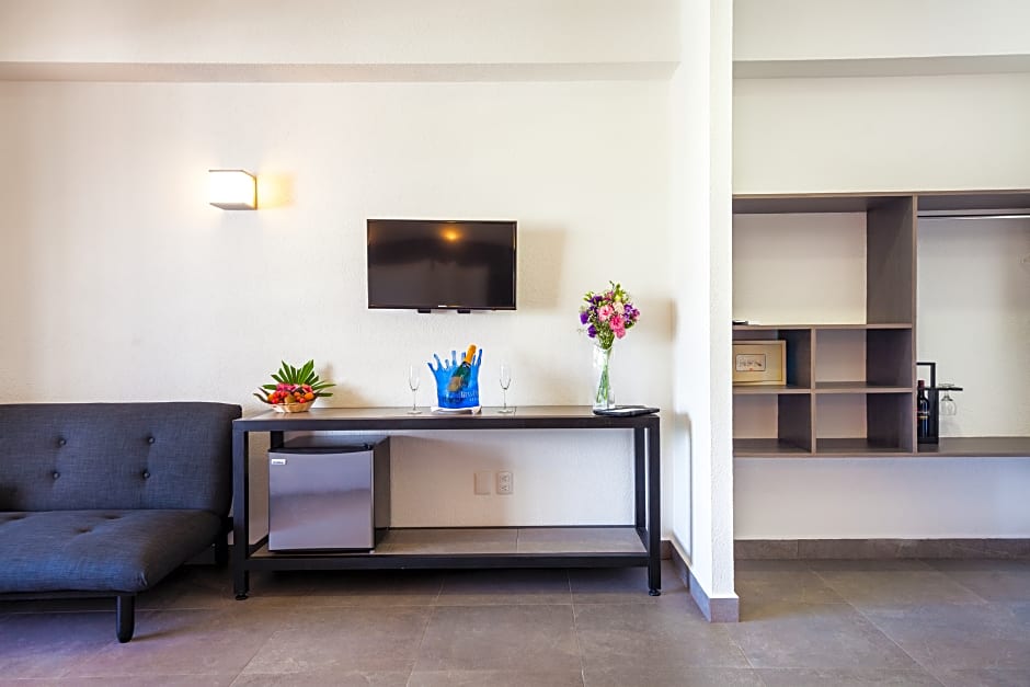 Aspira Hotel & Beach Club