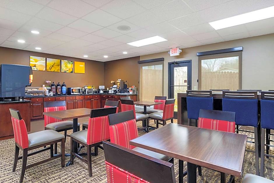 Comfort Inn & Suites Griffin North