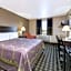 Super 8 by Wyndham Springfield East