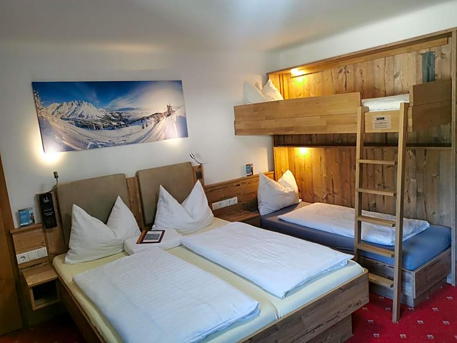 modern&renovated - Hotelpension Oberauer Wagrain