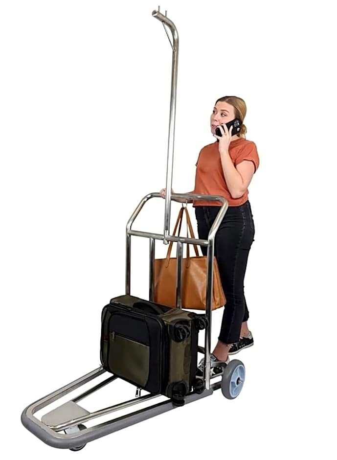 New 2025-Ocean Sands Beach Boutique Inn-Sauna and Salt-Mineral Pool -Free Beach Bikes and Famous Beach-Nightly Popcorn-Bathrobes and Sunscreen in all rooms-Ultra Sparkling-Free Laundry-4 Grand Presidential Black Beds in all rooms-Savings#252-242-SAND