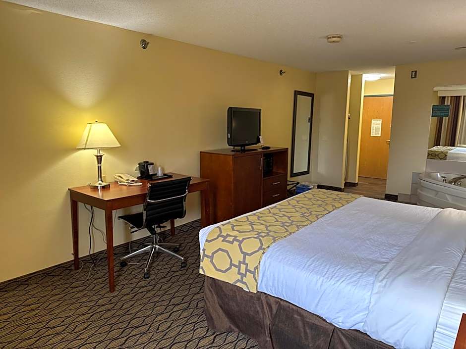 Baymont by Wyndham Mishawaka South Bend Area