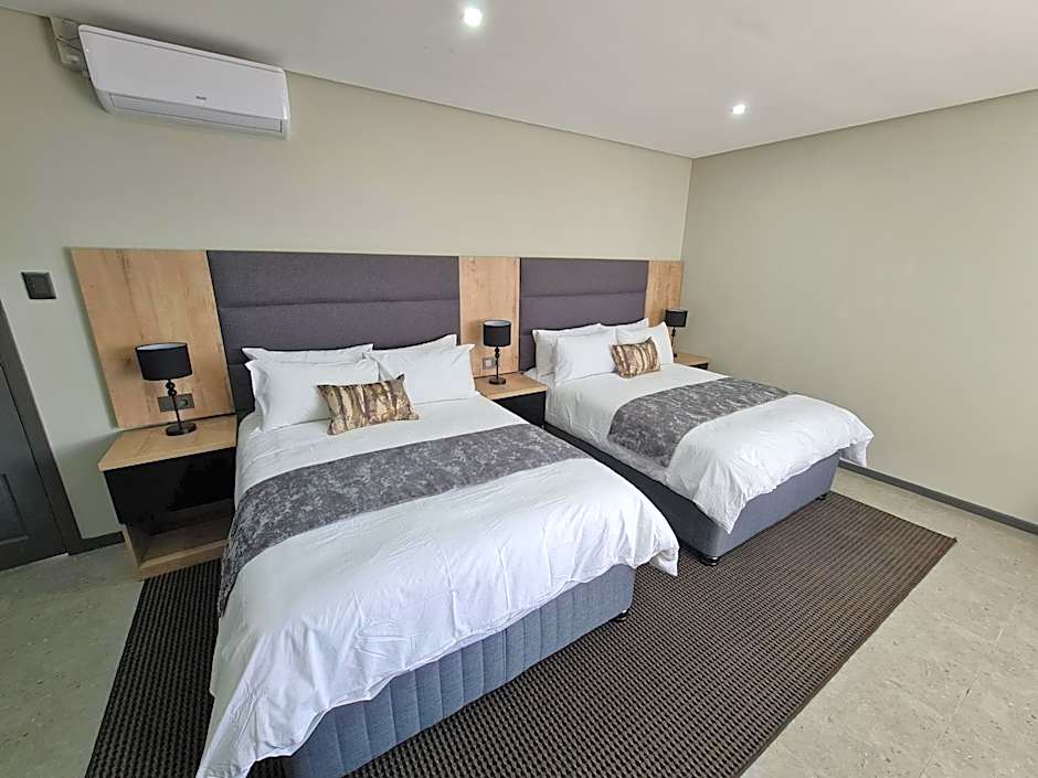 Luxe on Ridge Boutique Hotel