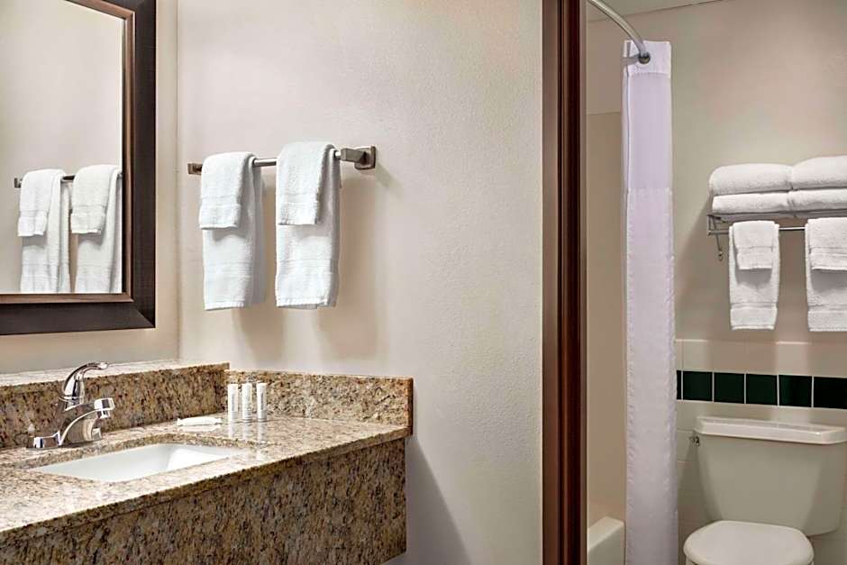 AmericInn by Wyndham Baudette